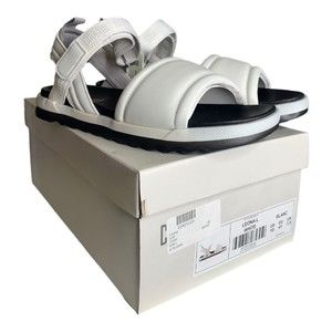NIB Cougar Leona White Leather Sport Sandals Size 10 Waterproof Rubber Sole